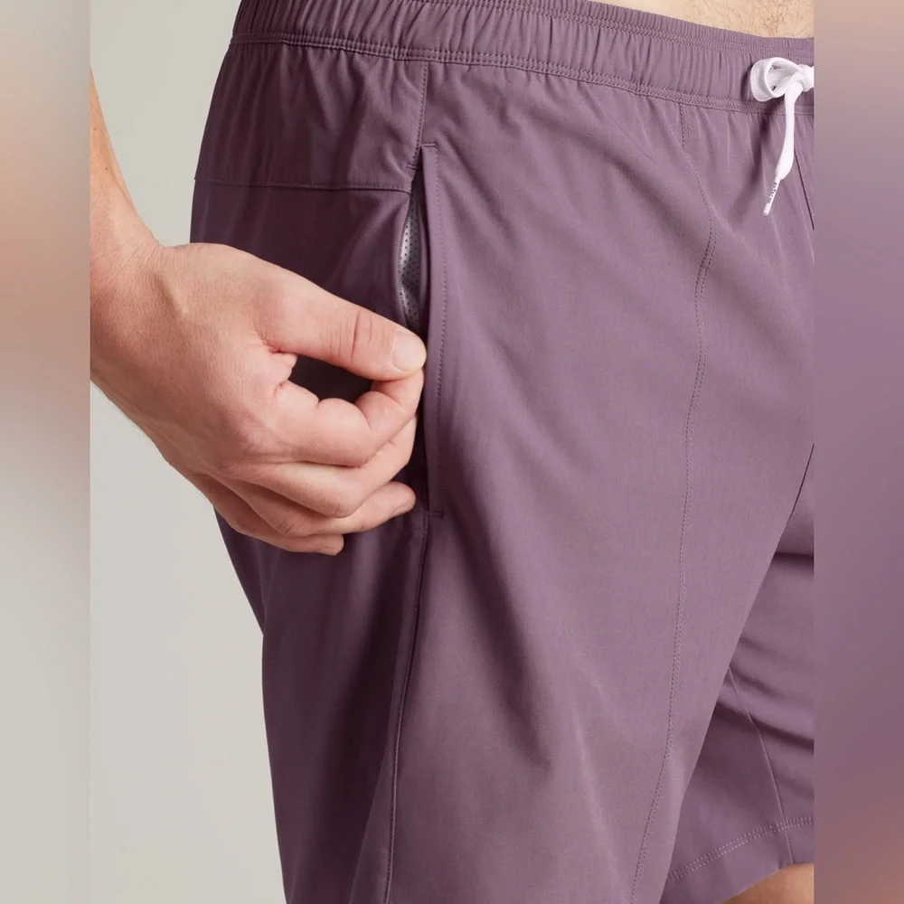 Men's Rhone 7.5” R&R Trunk in Color Shadow Plum with White Drawstring